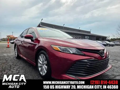 2020 Toyota Camry LE FWD photo