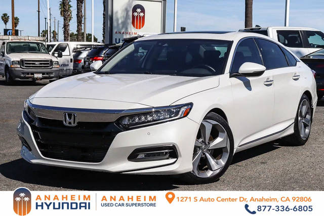 2018 Honda Accord Touring 2.0T FWD photo