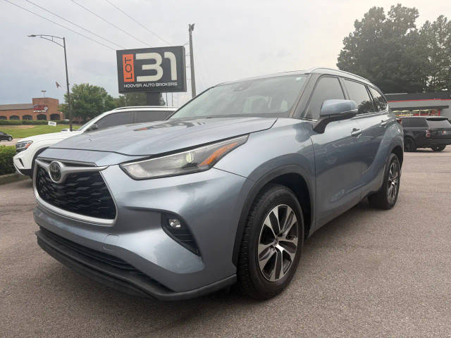 2021 Toyota Highlander XLE FWD photo