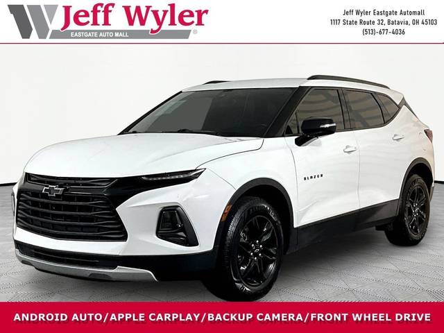 2021 Chevrolet Blazer LT FWD photo