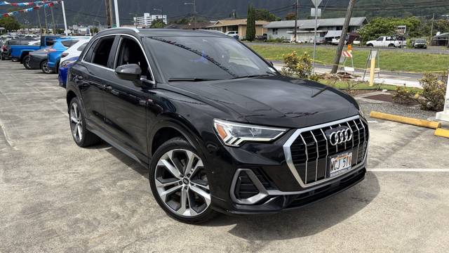 2020 Audi Q3 S line Prestige AWD photo
