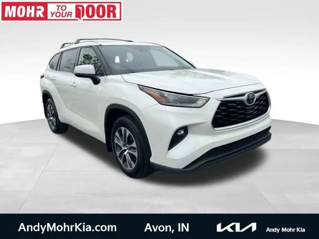 2021 Toyota Highlander XLE AWD photo
