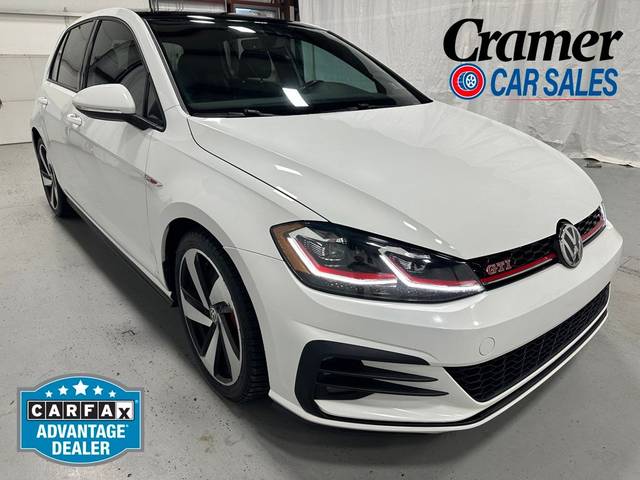 2020 Volkswagen Golf GTI SE FWD photo