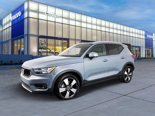 2021 Volvo XC40 Momentum AWD photo