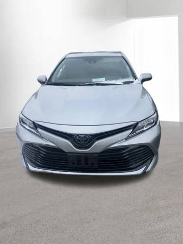 2020 Toyota Camry Hybrid LE FWD photo
