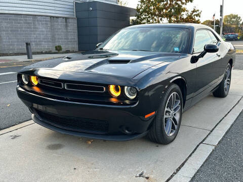 2019 Dodge Challenger SXT AWD photo