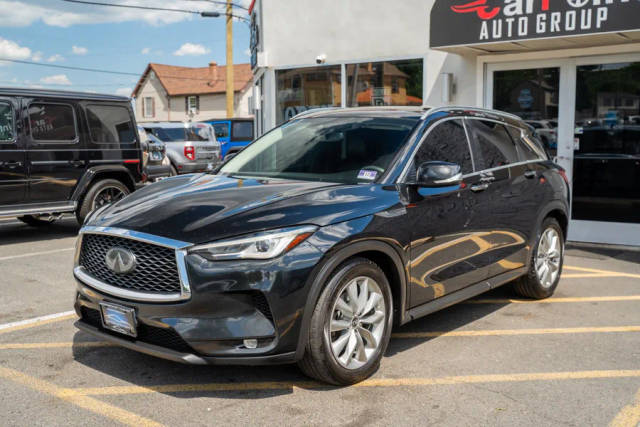 2019 Infiniti QX50 LUXE AWD photo