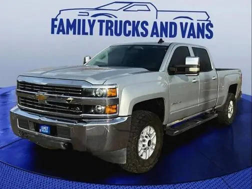 2018 Chevrolet Silverado 2500HD LT 4WD photo