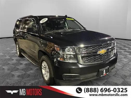 2019 Chevrolet Suburban LT 4WD photo