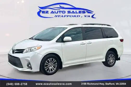 2020 Toyota Sienna XLE Premium FWD photo
