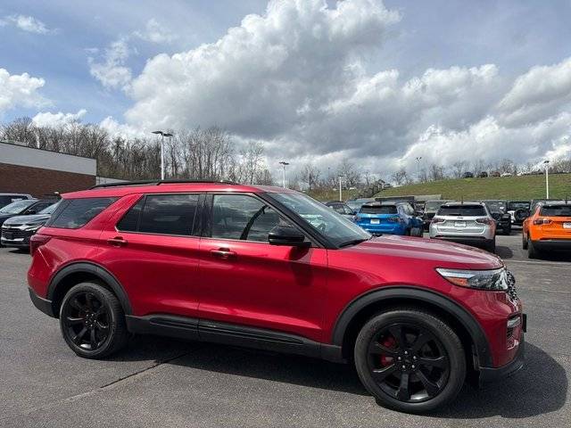 2020 Ford Explorer ST 4WD photo