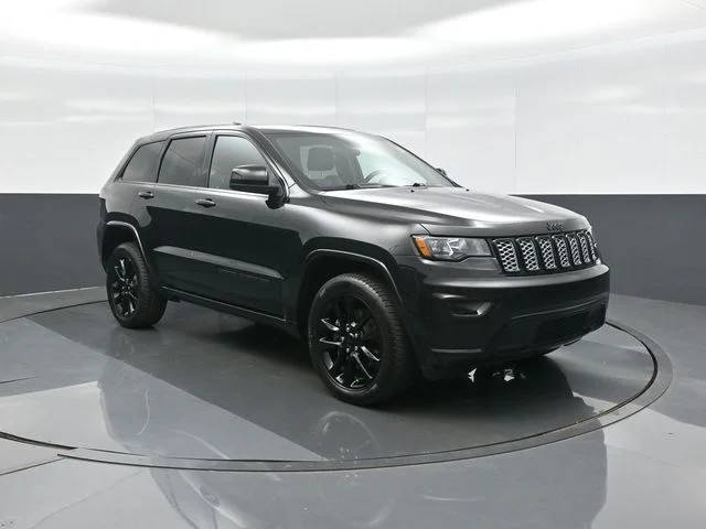2021 Jeep Grand Cherokee Laredo X 4WD photo