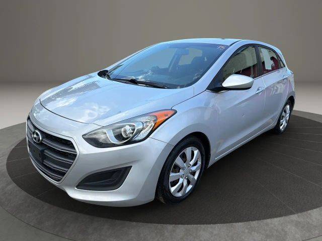 2017 Hyundai Elantra GT FWD photo