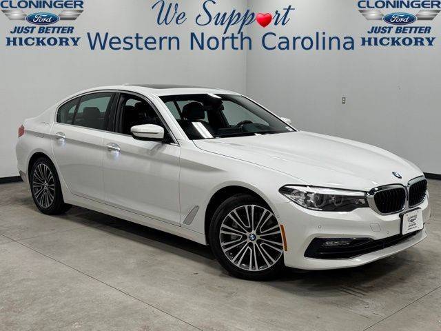 2017 BMW 5 Series 530i xDrive AWD photo