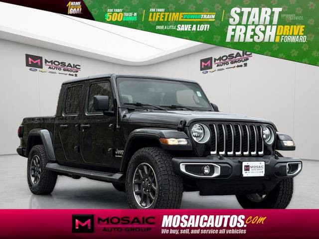 2021 Jeep Gladiator Overland 4WD photo