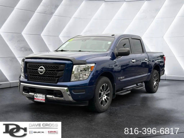 2021 Nissan Titan SV 4WD photo