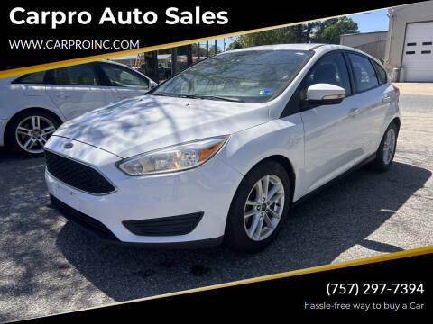 2017 Ford Focus SE FWD photo