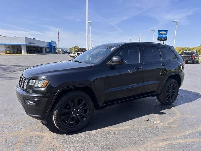 2021 Jeep Grand Cherokee Laredo X 4WD photo