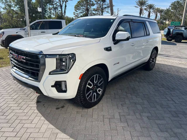 2021 GMC Yukon XL AT4 4WD photo