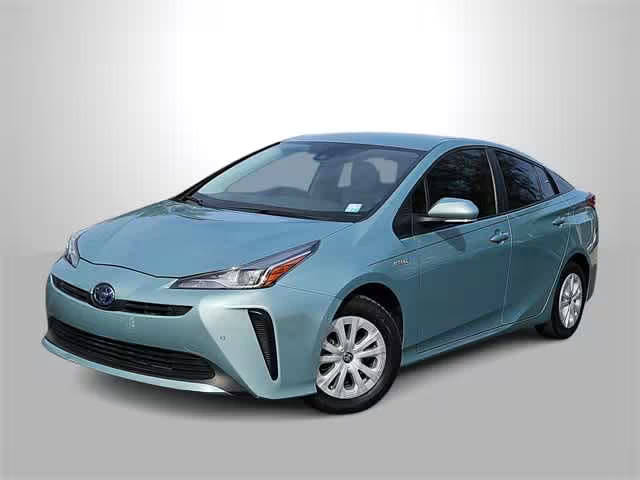 2021 Toyota Prius LE FWD photo