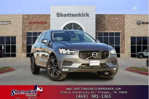 2021 Volvo XC60 Momentum AWD photo