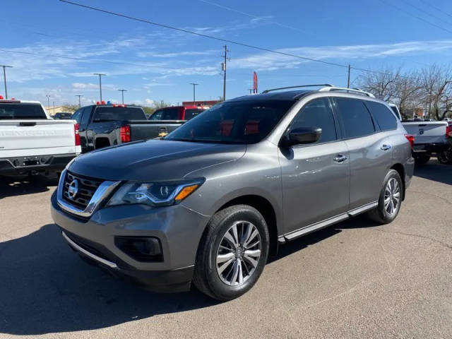 2020 Nissan Pathfinder S FWD photo
