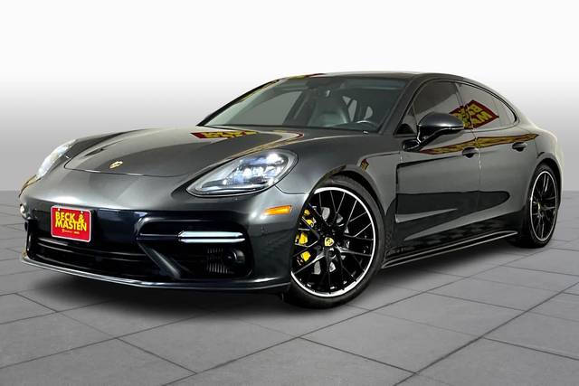 2017 Porsche Panamera 4S AWD photo