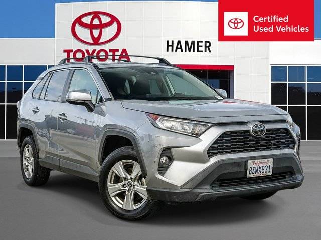 2021 Toyota RAV4 XLE FWD photo