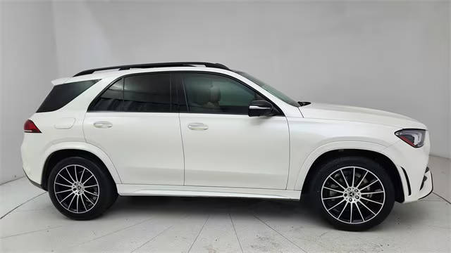 2021 Mercedes-Benz GLE-Class GLE 350 RWD photo