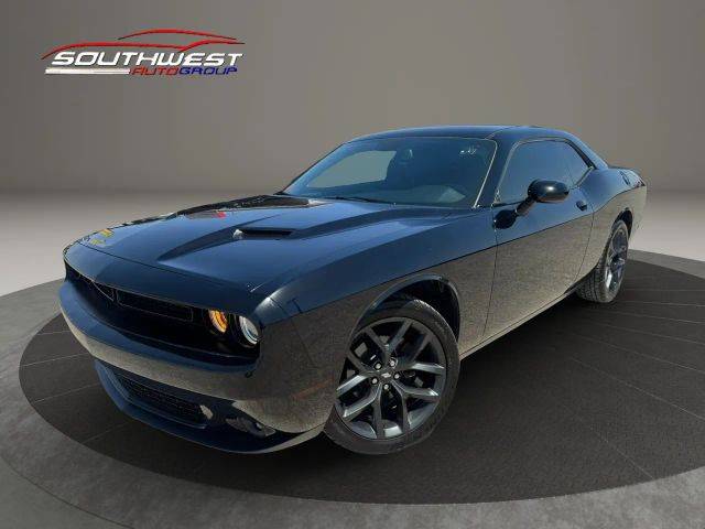 2020 Dodge Challenger SXT RWD photo