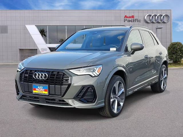 2021 Audi Q3 S line Premium Plus AWD photo
