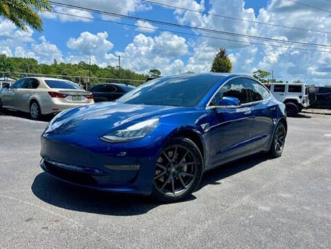 2019 Tesla Model 3 Standard Range RWD photo