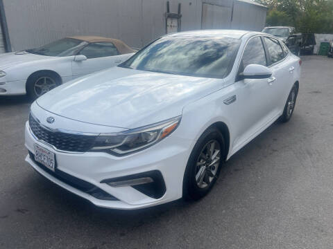 2019 Kia Optima LX FWD photo