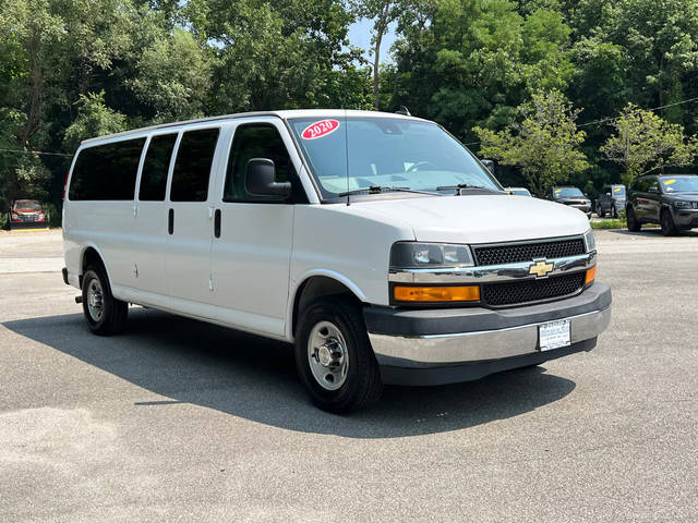 2020 Chevrolet Express LT RWD photo
