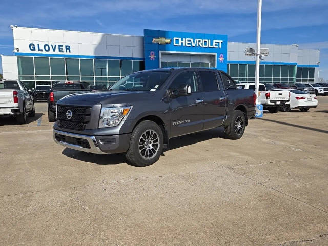 2020 Nissan Titan SV RWD photo