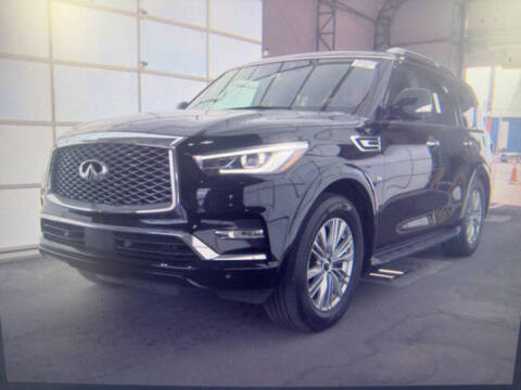 2020 Infiniti QX80 LUXE 4WD photo