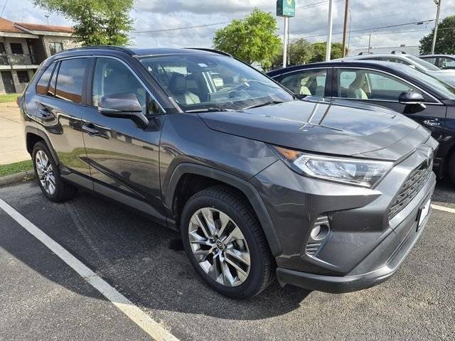 2021 Toyota RAV4 XLE Premium FWD photo