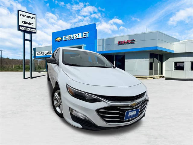 2021 Chevrolet Malibu LS FWD photo