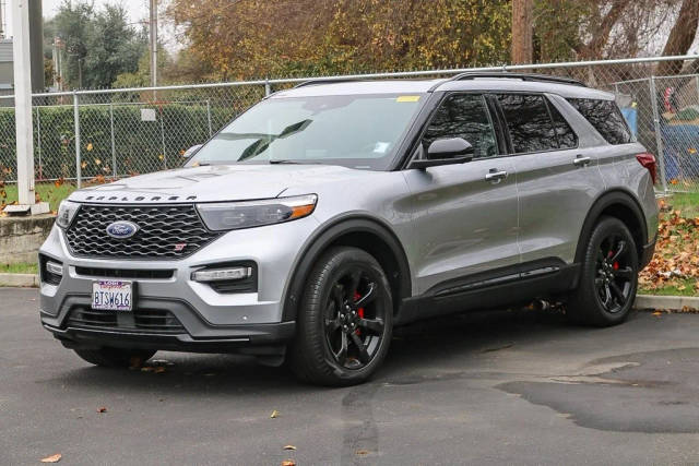 2020 Ford Explorer ST 4WD photo