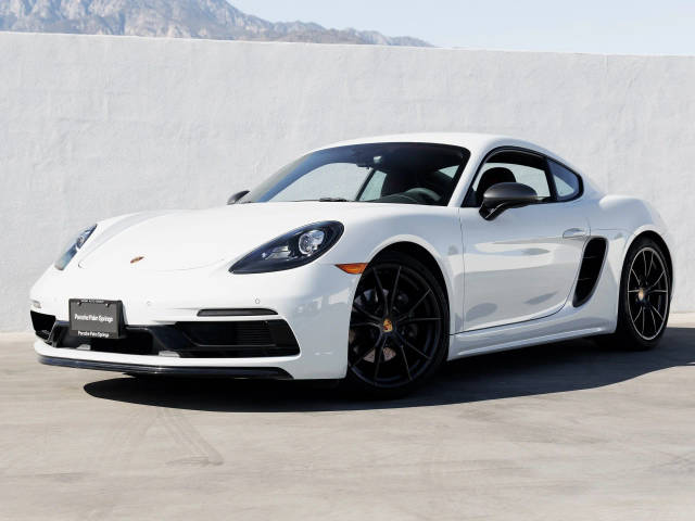 2020 Porsche Cayman T RWD photo