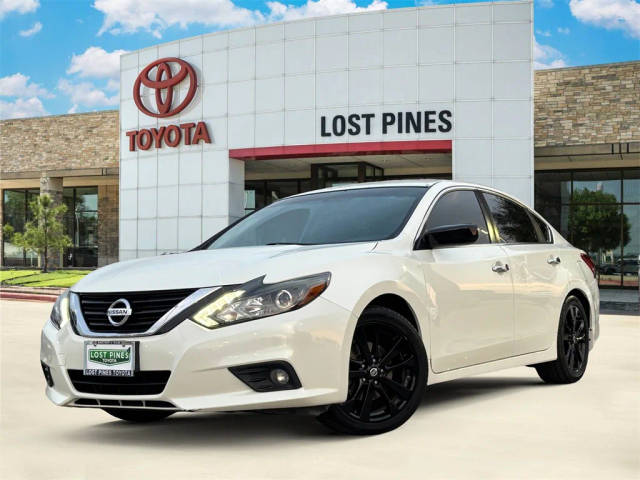 2017 Nissan Altima 2.5 SR FWD photo