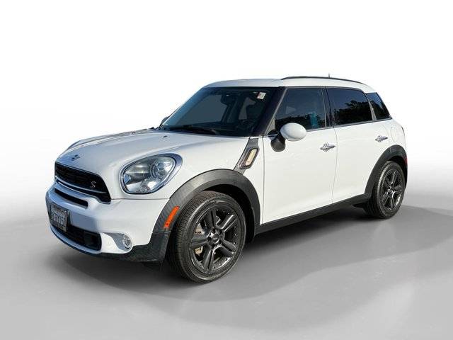 2015 MINI Countryman S FWD photo