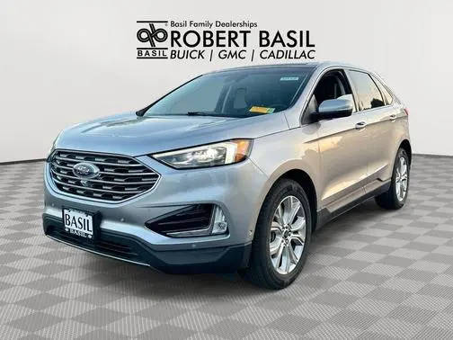 2020 Ford Edge Titanium AWD photo