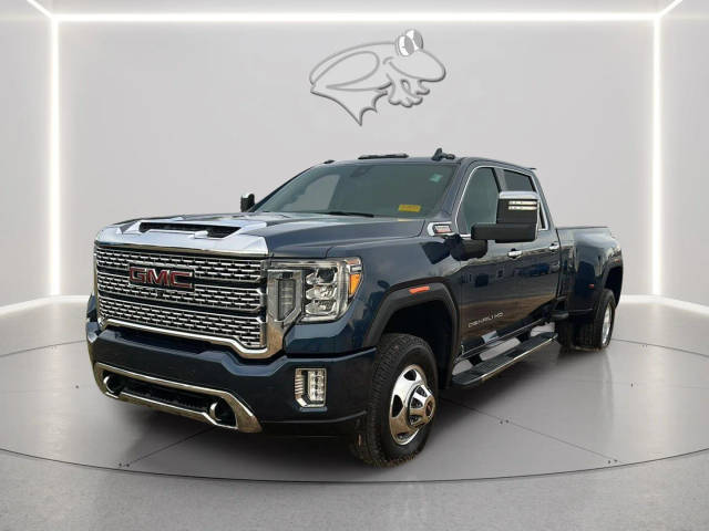 2020 GMC Sierra 3500HD Denali 4WD photo