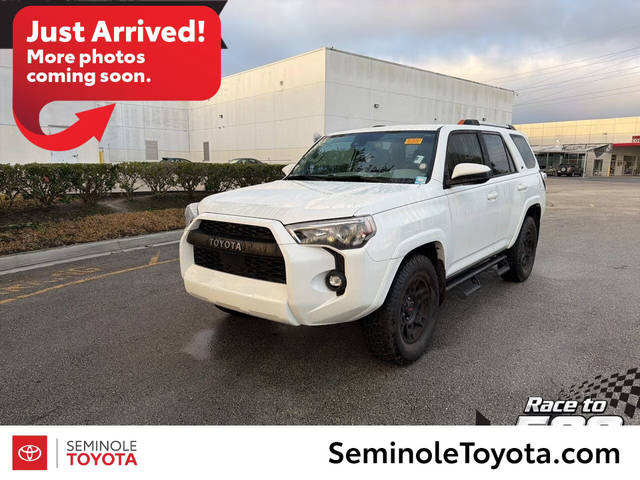2021 Toyota 4Runner SR5 RWD photo