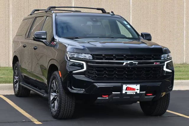 2021 Chevrolet Suburban Z71 4WD photo