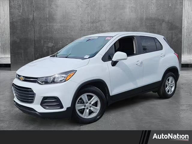 2020 Chevrolet Trax LS FWD photo