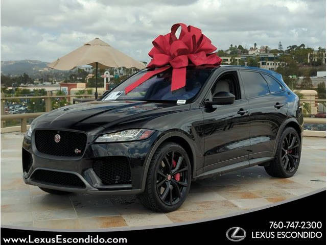 2020 Jaguar F-Pace SVR AWD photo
