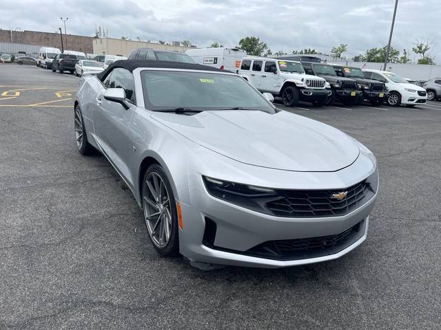 2019 Chevrolet Camaro 1LT RWD photo
