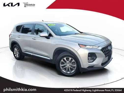 2019 Hyundai Santa Fe SE AWD photo